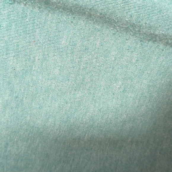 Green top - Picture 4 of 5